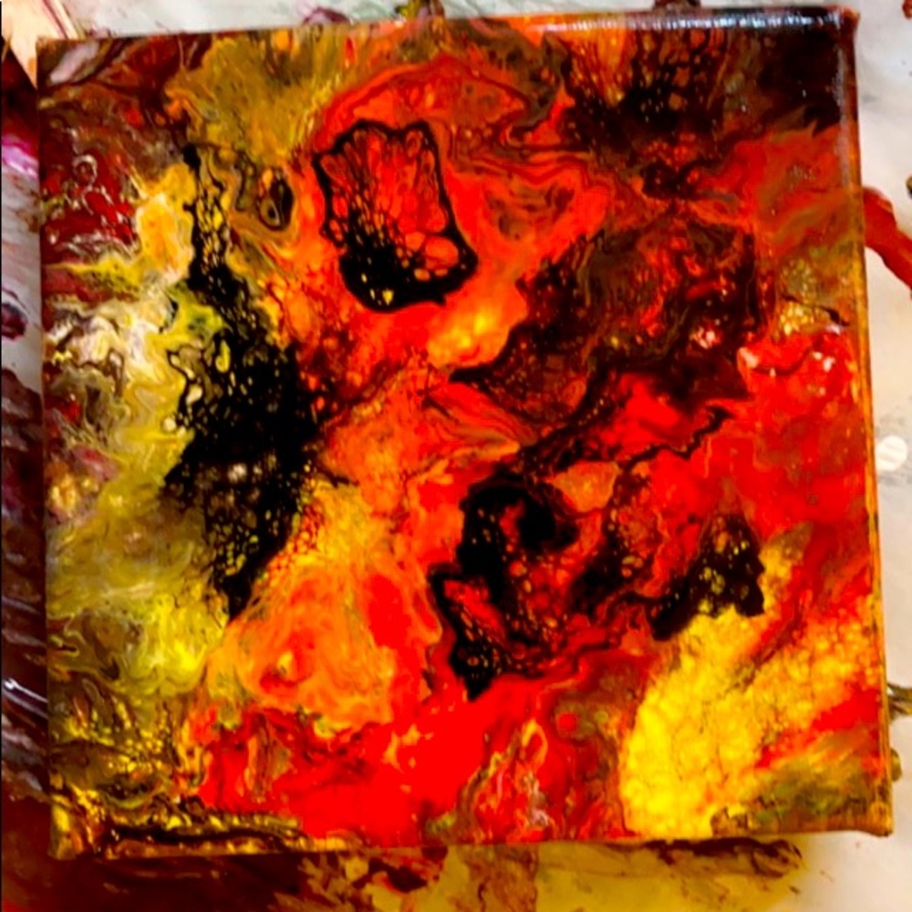 Painting’s Acrylic Pour